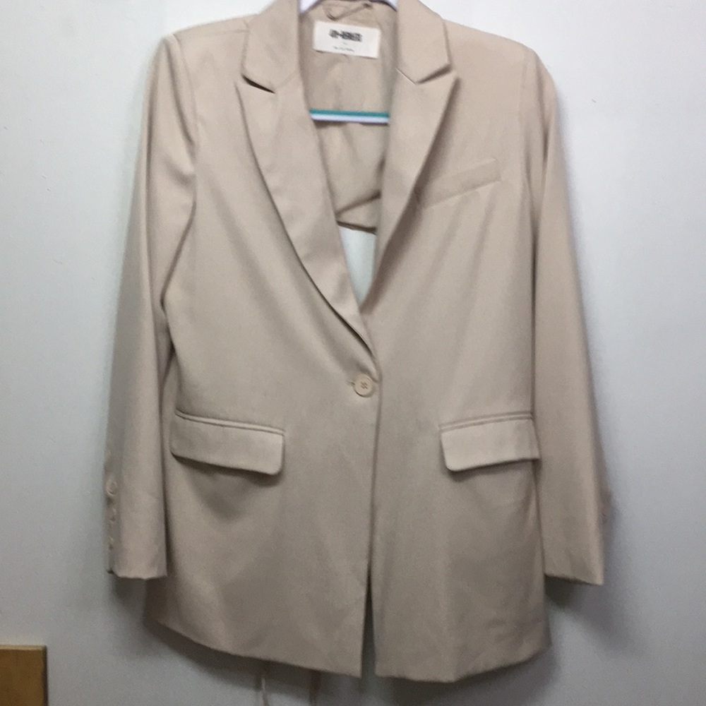 4th and Reckless Tailored Open Back Blazer: Size S - Picture 2 of 11